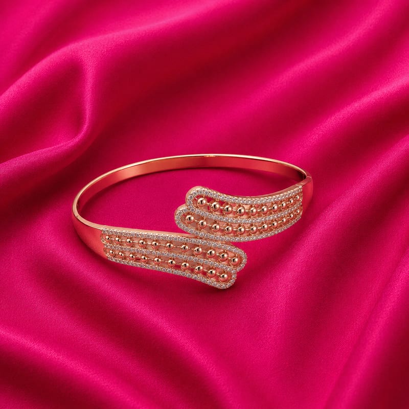 Bracelet & Bangle