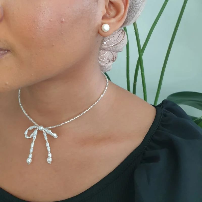 Petal Tie Necklace