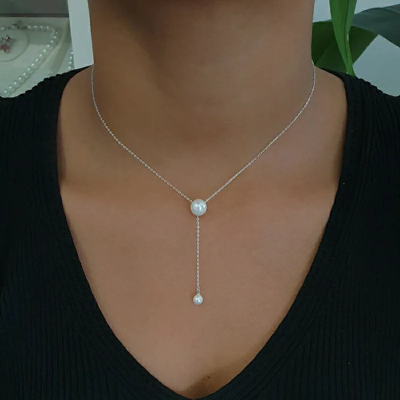 Dainty Pearl Necklace