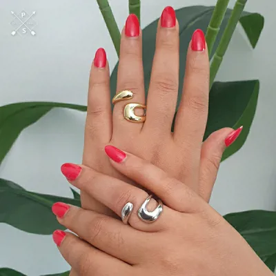 Elegant Tail Ring
