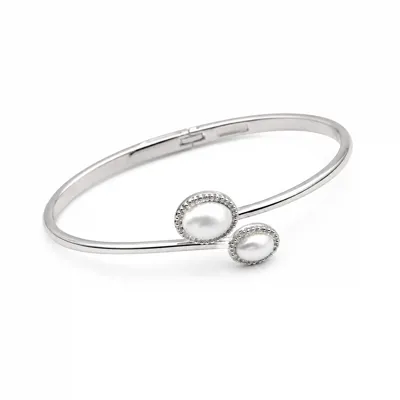 Sunlit Pearl Bangle
