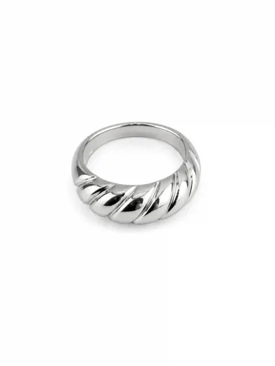Ribbed Edge Ring