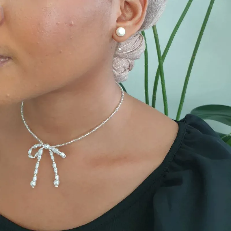 Petal Tie Necklace