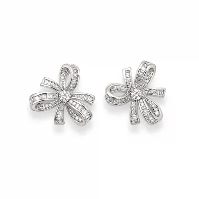 Bow Stone Earrings
