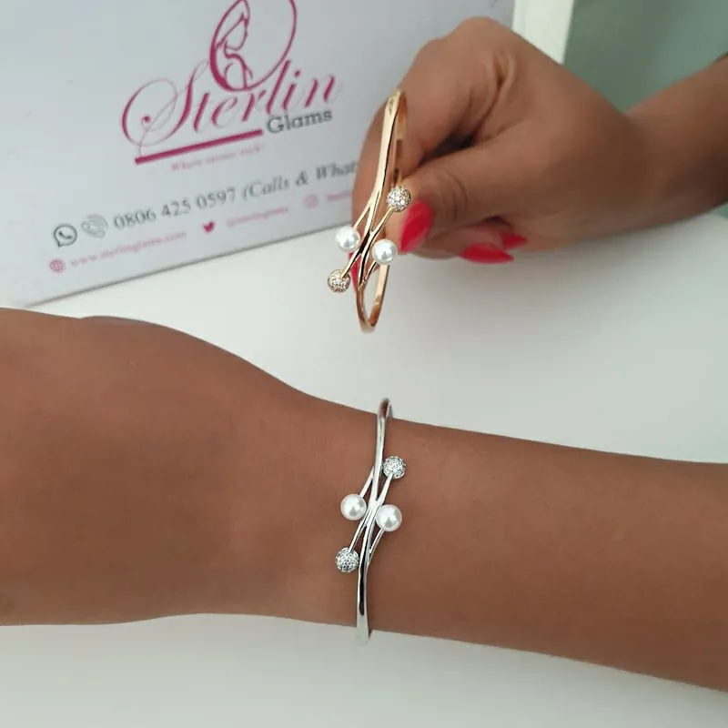 Pearl Petal Bangle