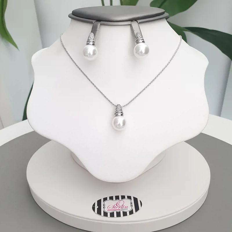 2Piece Pearl Cap Set